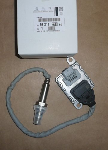 Sonda czujnik tlenku azotu NOx Citroen C5 X7 Peugeot 3008 5008 1.6 HDi