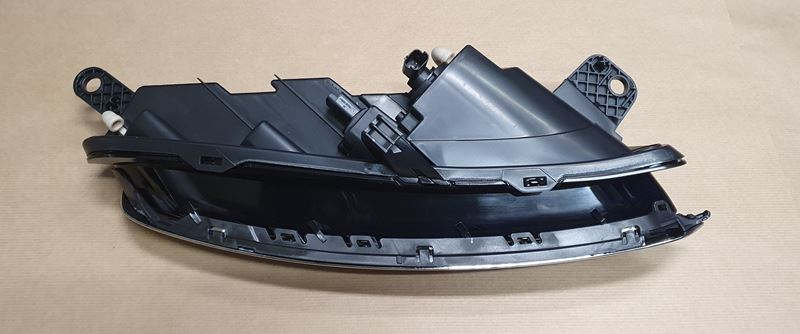 Lampa przednia LED Citroen C3 III lewa