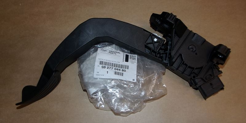 Pedał gazu Peugeot 208 II 2008 II