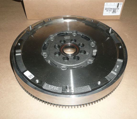 Koło dwumasowe Citroen C4 Peugeot 3008 2.0 Hdi