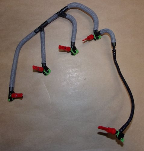 Przewód zwrotny wtrysku Citroen C4 Peugeot 308 2.0 Hdi