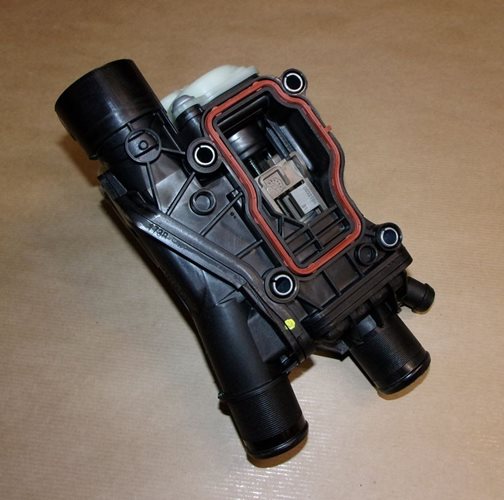 Obudowa termostatu Citroen C5 X7 2.0/2.2 Hdi