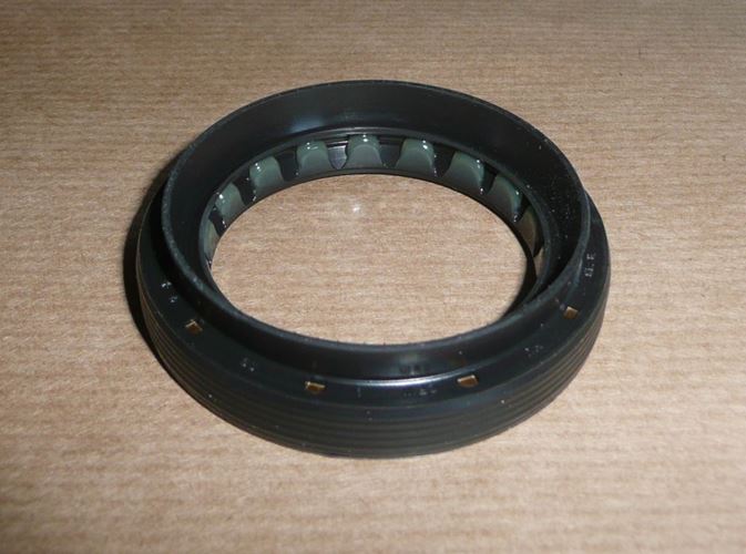 Uszczelniacz skrzyni biegów Renault TL4