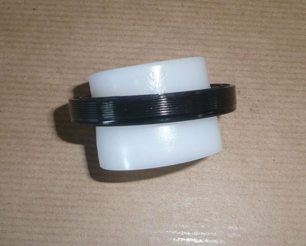 Pierścień uszczelniający wału Renault 35x47 mm