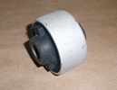 Tuleja wahacza Peugeot 207