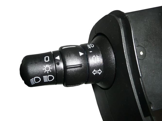 Przełącznik świateł Renault Clio III Modus Halogeny