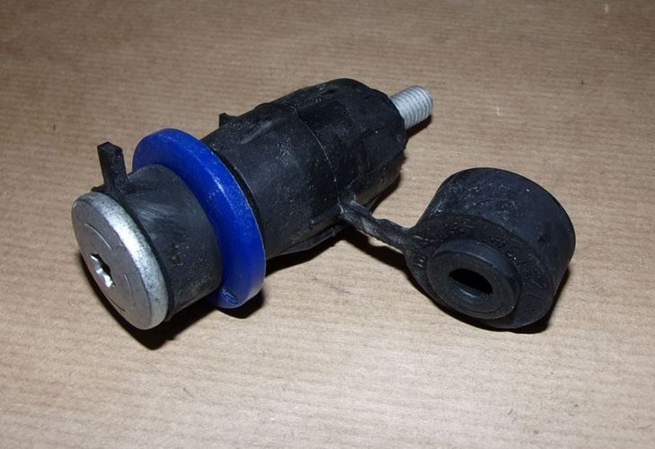 Łącznik stabilizatora Renault Clio II Kangoo