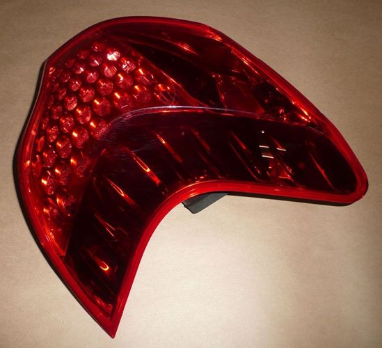 Lampa tylna zespolona Peugeot 3008 (T84) 09> prawa