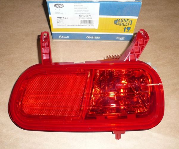 Lampa przeciwmgłowa Peugeot 5008 1.6 Hdi prawy tył