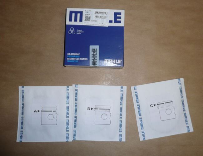 Pierścienie tłoka Citroen C3 Peugeot 301 308 1.2 Vti