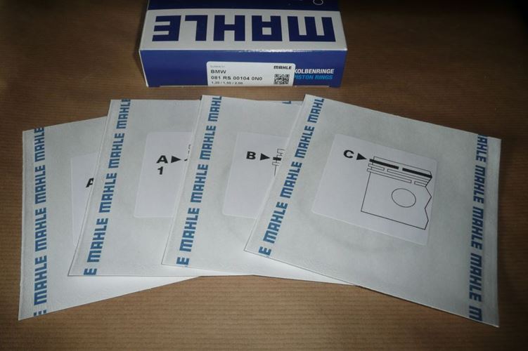 Pierścienie tłoka Citroen DS4 Peugeot 207 308 1.6 Thp