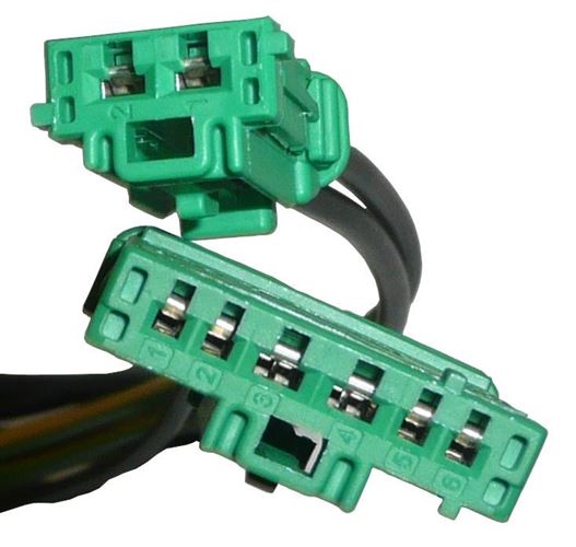 Wtyczka z wiązką opornika wentylatora