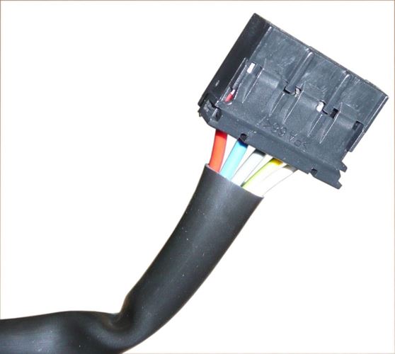 Wtyczka z wiązką regulatora nadmuchu