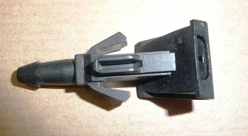 Końcówka dysza spryskiwacza Citroen C8 Peugeot 807 przód