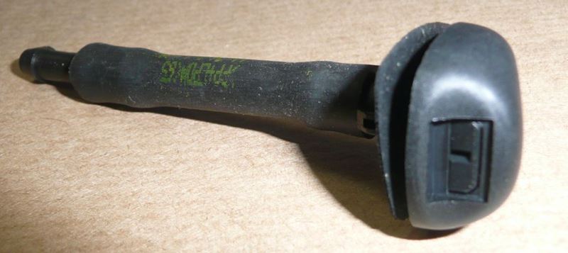 Końcówka dysza spryskiwacza Peugeot 308 >07/07 przód