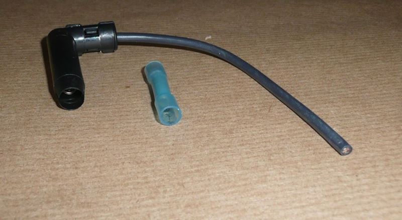 Wtyczka z wiązką świecy żarowej