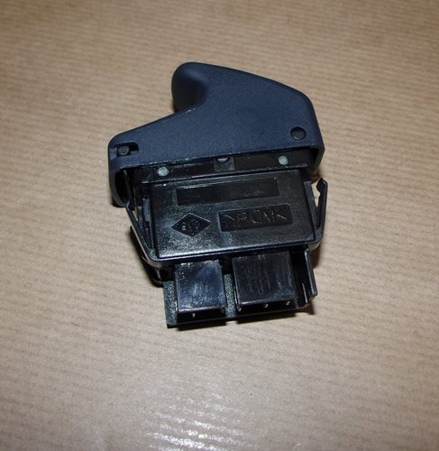 Przycisk podnoszenia i opuszczania szyb Renault Kangoo 6 pin