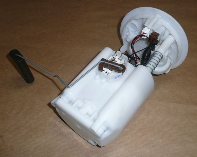 Pompa paliwa kompletna Renault Clio III 1.2 16V