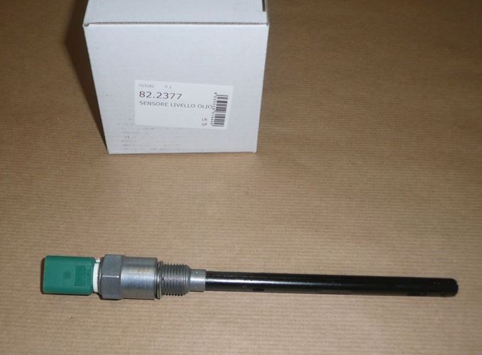Czujnik poziomu oleju Citroen C4 II 1.6 Thp