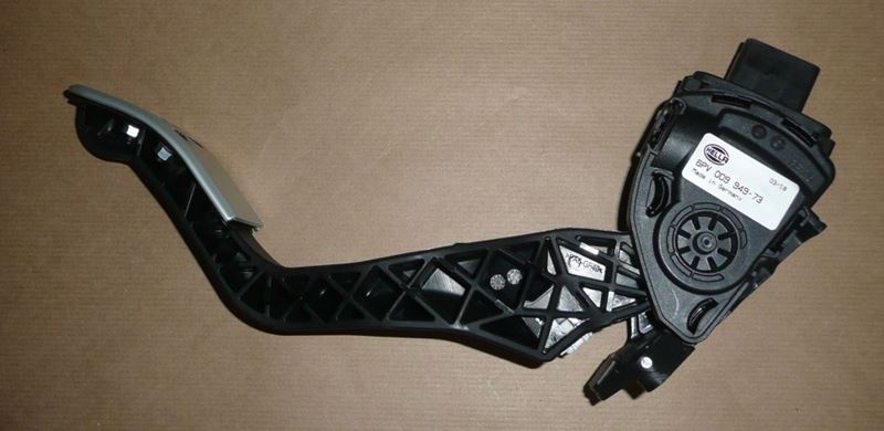 Pedał gazu Peugeot 207 208 2008