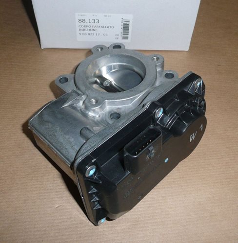 Przepustnica Renault Megane III 2.0 TCe