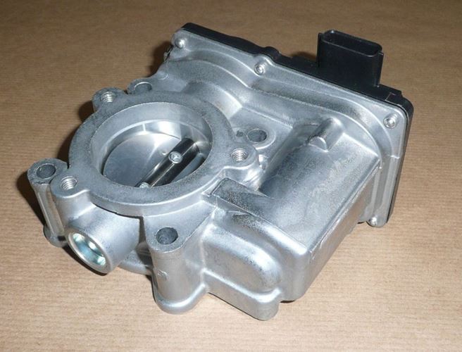 Przepustnica Renault Megane III 2.0 TCe