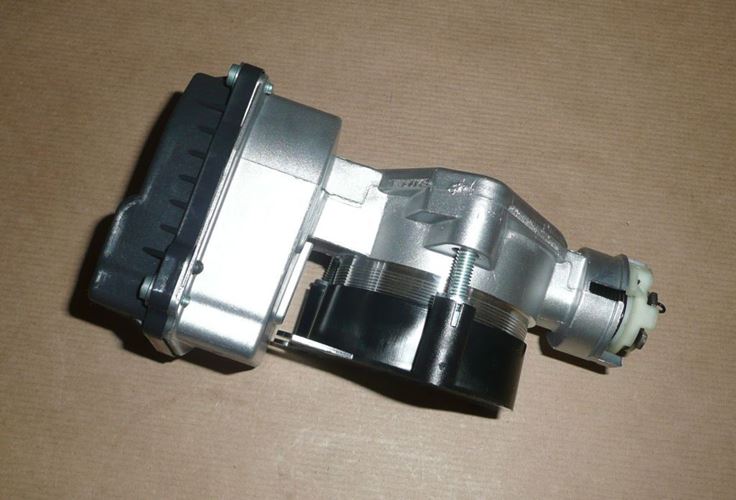 Przepustnica Citroen C5 Jumpy Peugeot 407