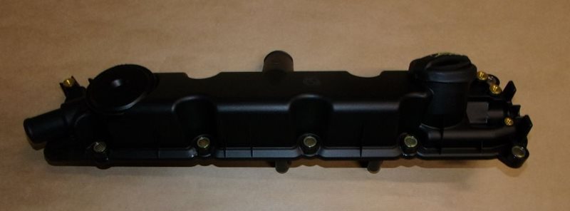 Pokrywa głowicy silnika Citroen C5 Peugeot 206 2.0 Hdi
