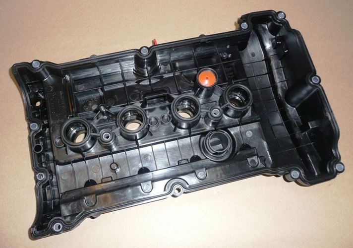Pokrywa głowicy Citroen C4 C5 DS3 DS4 DS5 1.6 THP