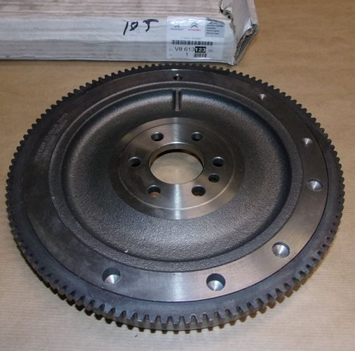 Koło zamachowe Peugeot 207 208 1.4 Vti